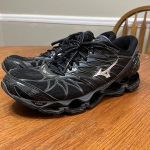 Mizuno Running Shoes